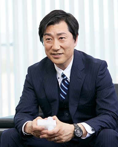 Tsuyoshi Hida   President
